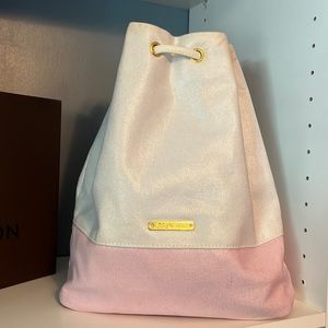 🤍💗 Juicy Couture Drawstring Bucket Bag Glitter Baby Pink White Nes💗🤍🎀